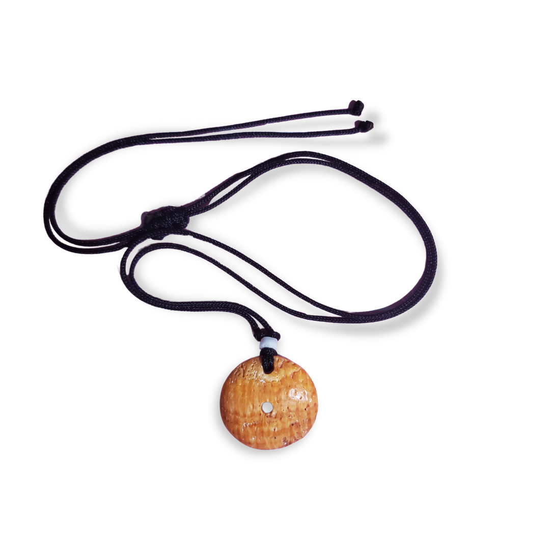 Banidosu Shells - Money Bead Necklace