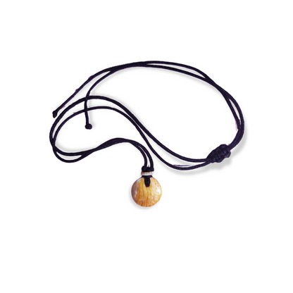 Banidosu Shells - Small Round Pendant Necklace