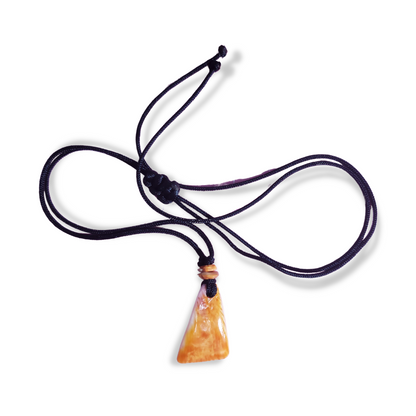 Banidosu Shells - Triangle Pendant Necklace
