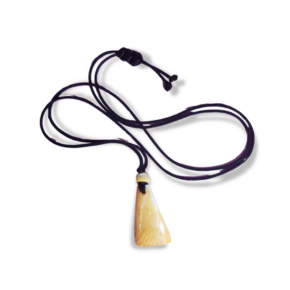 Banidosu Shells - Triangle Pendant Necklace