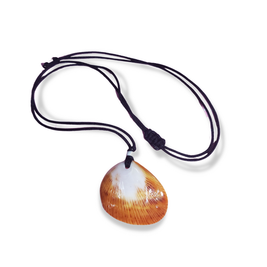 Banidosu Shells - Spondylus Pendant Necklace
